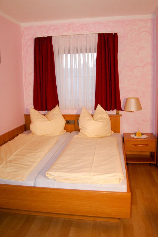 Hotel Schonunger Bucht Waigolshausen Pokoj fotografie