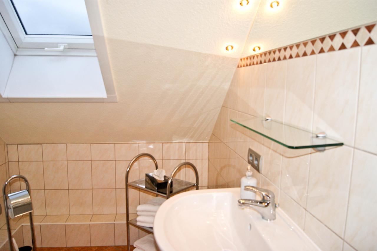 Hotel Schonunger Bucht Waigolshausen Pokoj fotografie